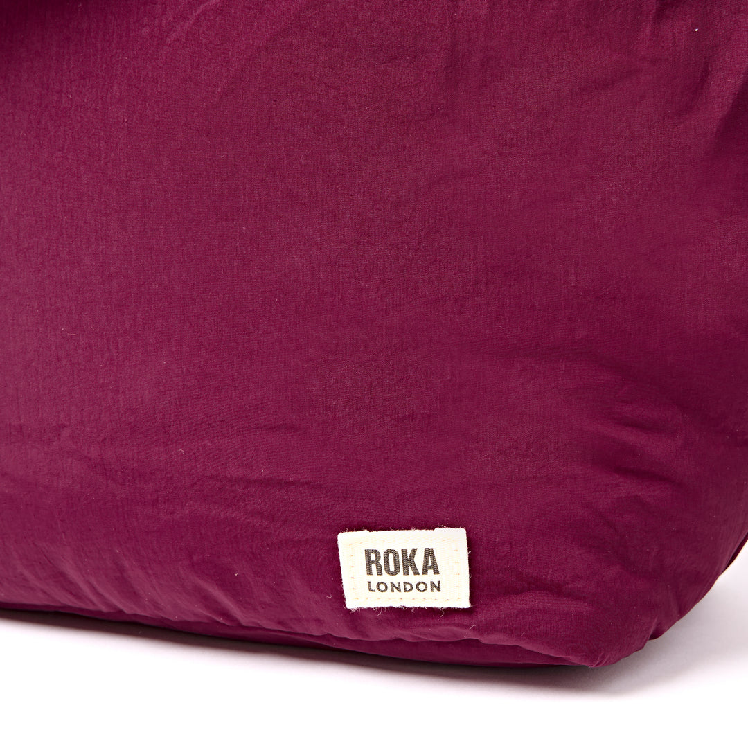 Oxford Shoulder Bag in Merlot