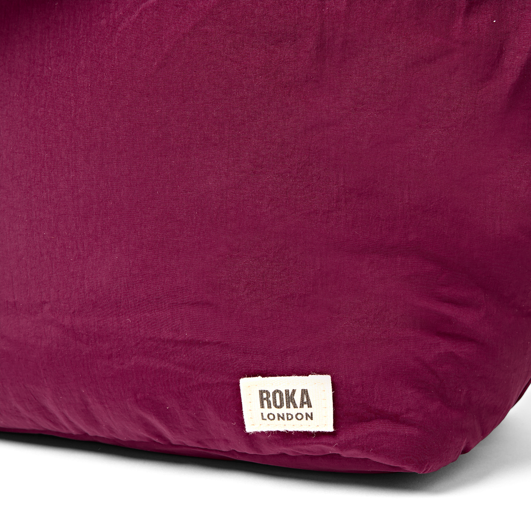 Oxford Shoulder Bag in Merlot