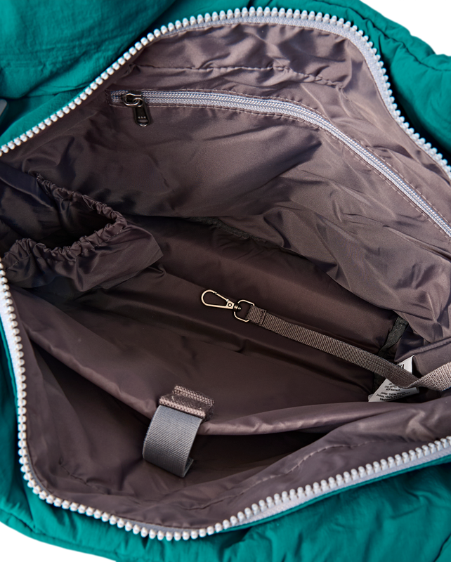 Oxford Shoulder Bag in Ocean View