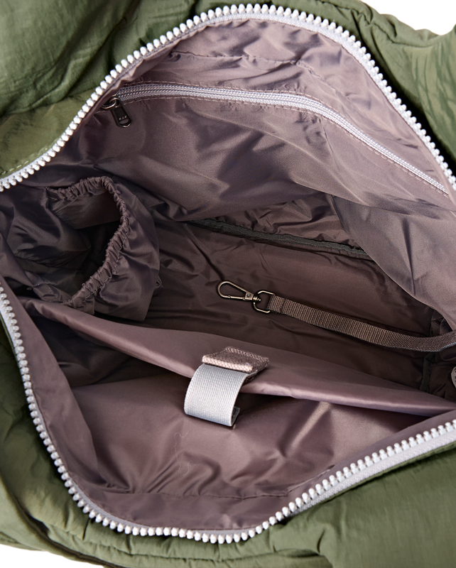Oxford Shoulder Bag in Olive