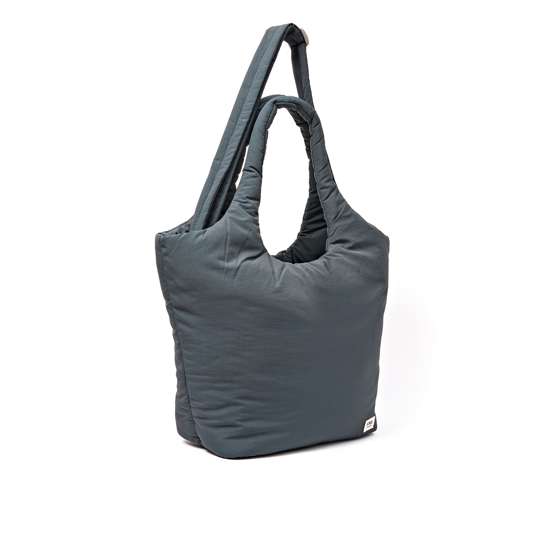Oxford Shoulder Bag in Raven