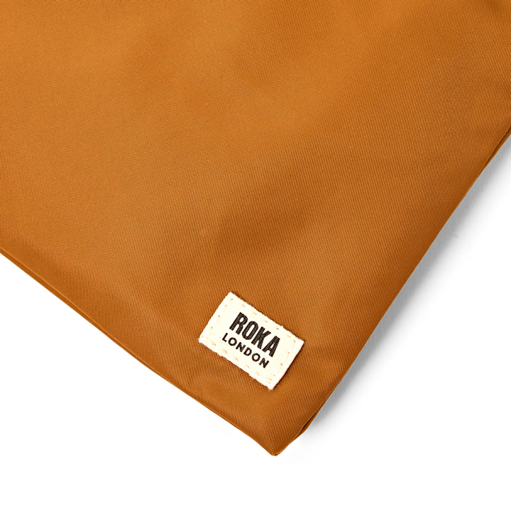 Stratford Crossbody Bag in Biscuit