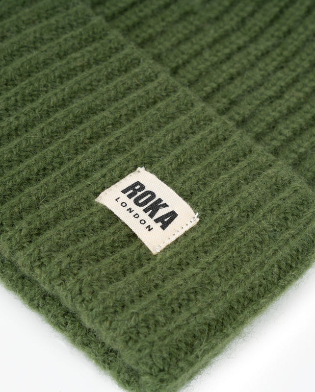 Shard Cashmere Beanie Hat in Avocado