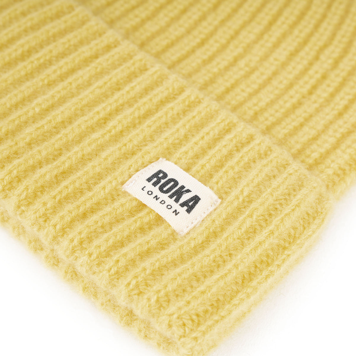 Shard Cashmere Beanie Hat in Ray Flower