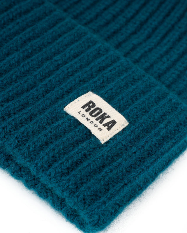Shard Cashmere Beanie Hat in Teal