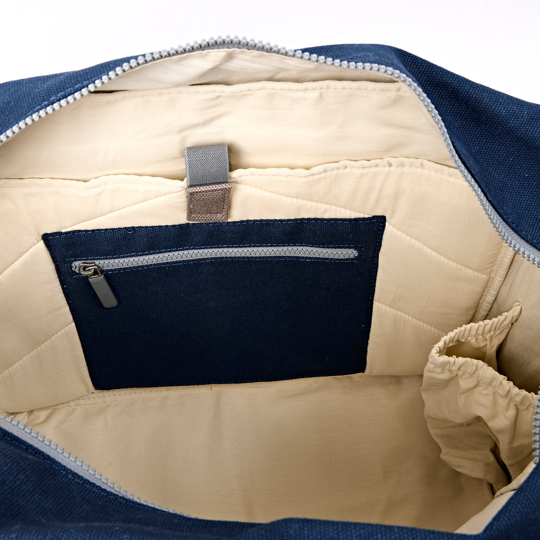 Sloane Shoulder Bag in Admiral
