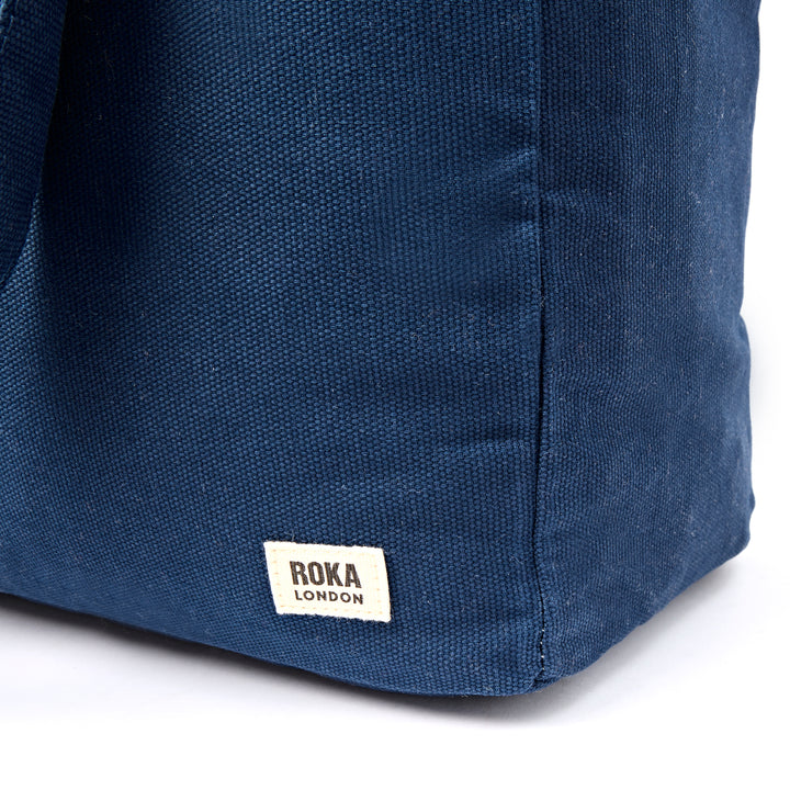 Sloane Shoulder Bag in Admiral