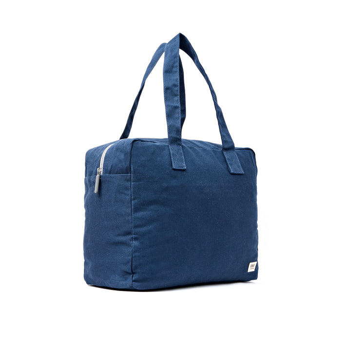 Sloane Shoulder Bag in Admiral