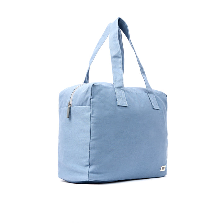 Sloane Shoulder Bag in Aviation