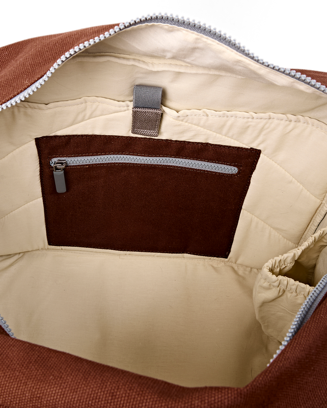 Sloane Shoulder Bag in Lindt