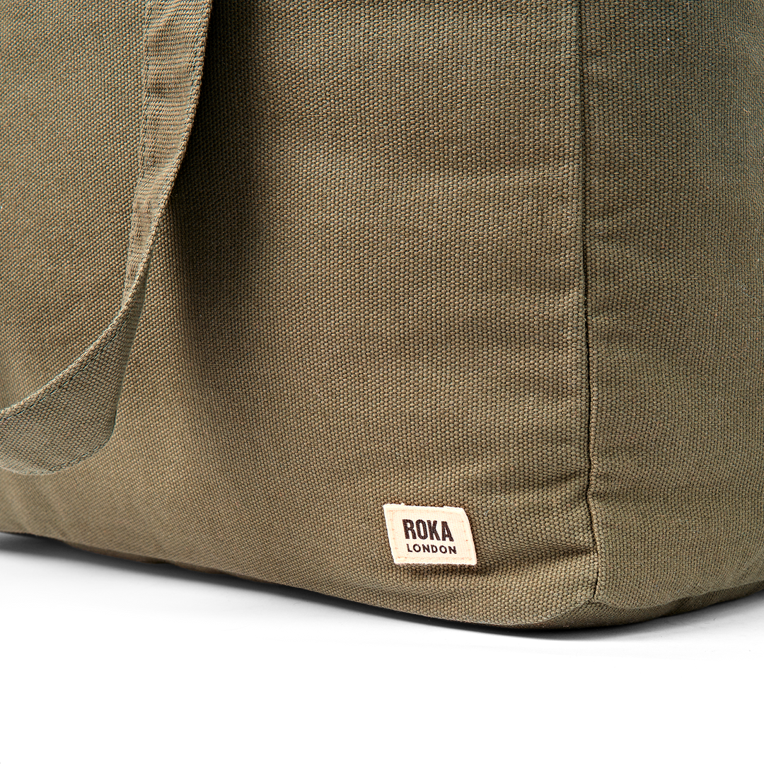 Sloane Shoulder Bag in Ranger Green