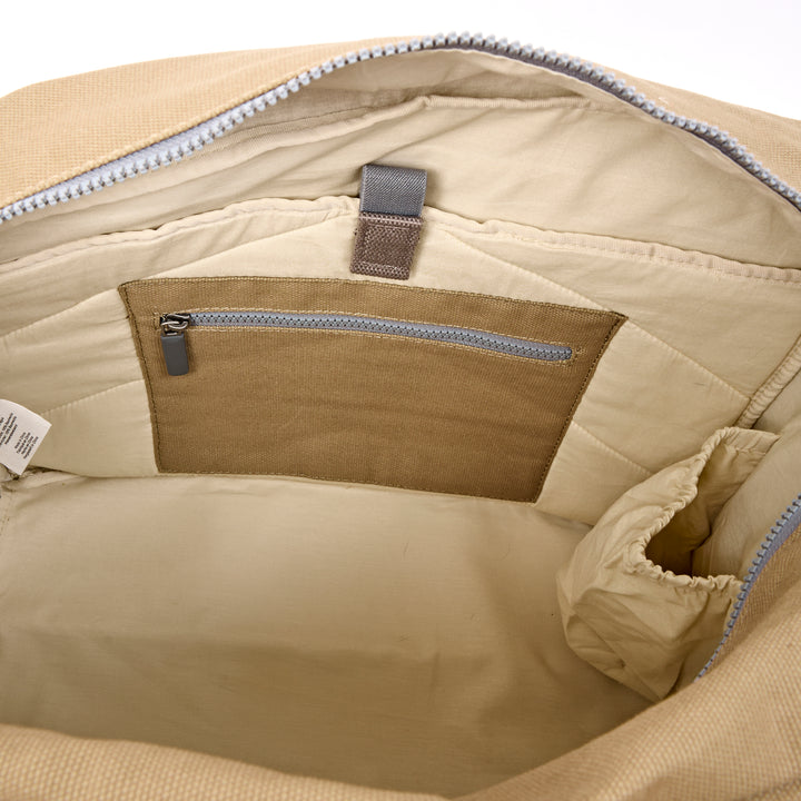 Sloane Shoulder Bag in Safari