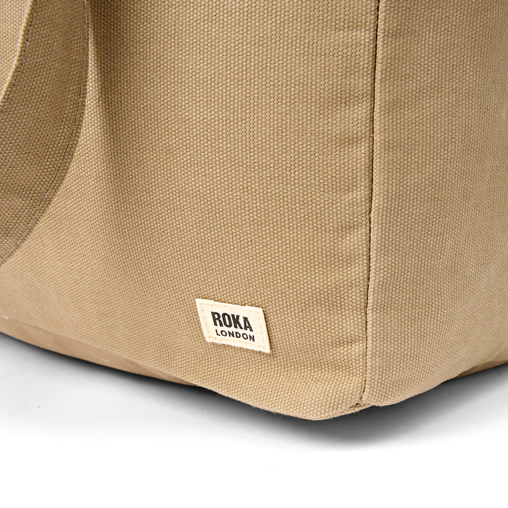 Sloane Shoulder Bag in Safari