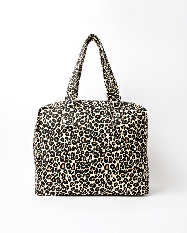 Sloane Shoulder Bag in Savannah Leopard