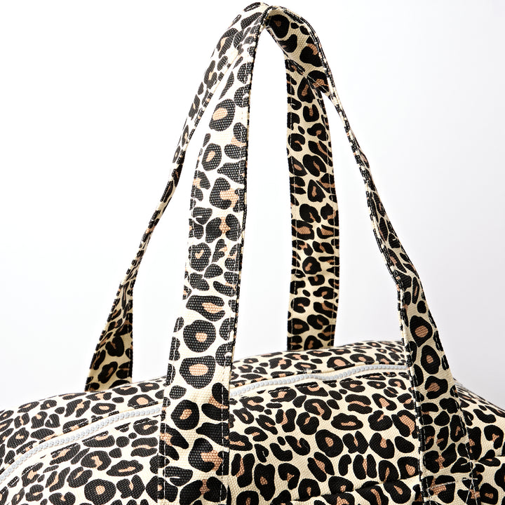 Sloane Shoulder Bag in Savannah Leopard