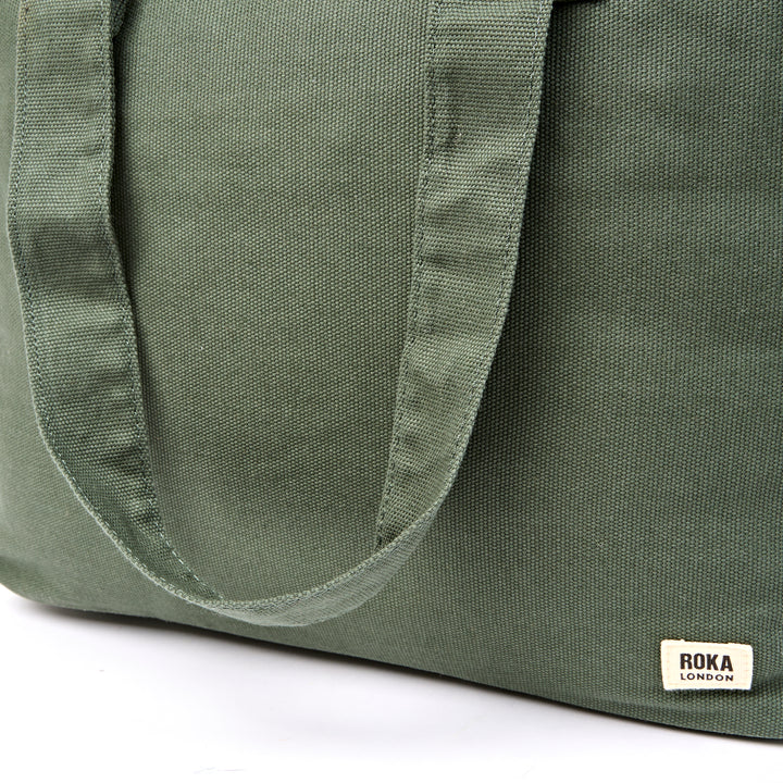 Sloane Shoulder Bag in Willow