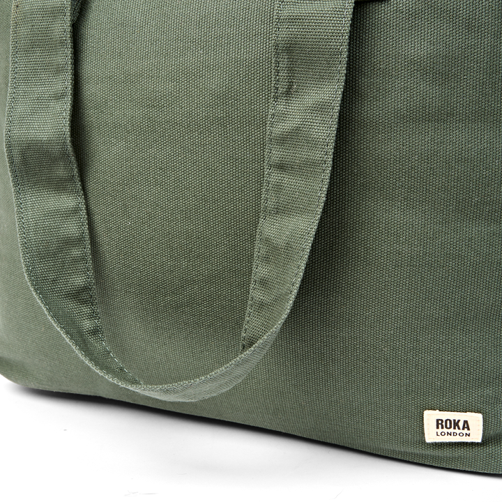 Sloane Shoulder Bag in Willow