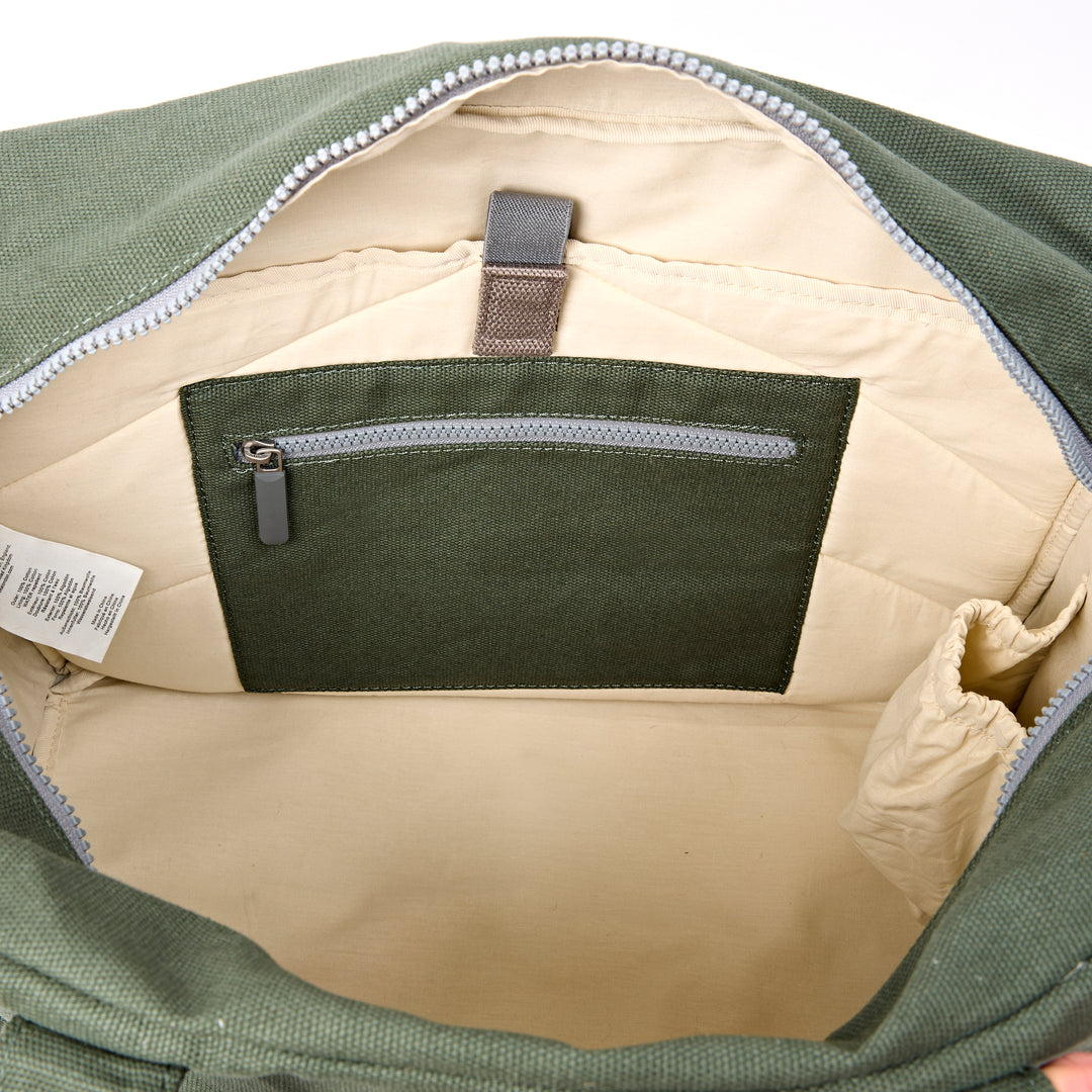 Sloane Shoulder Bag in Willow