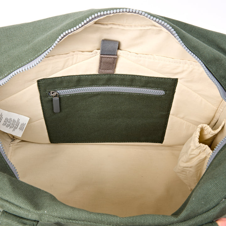 Sloane Shoulder Bag in Willow