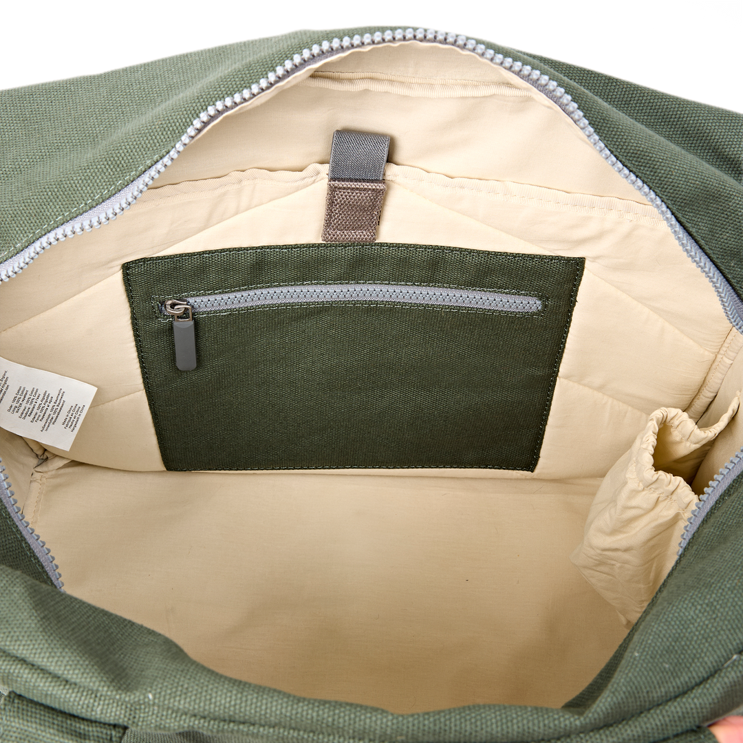 Sloane Shoulder Bag in Willow