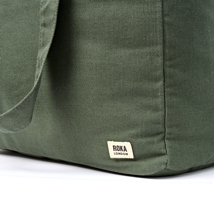 Sloane Shoulder Bag in Willow