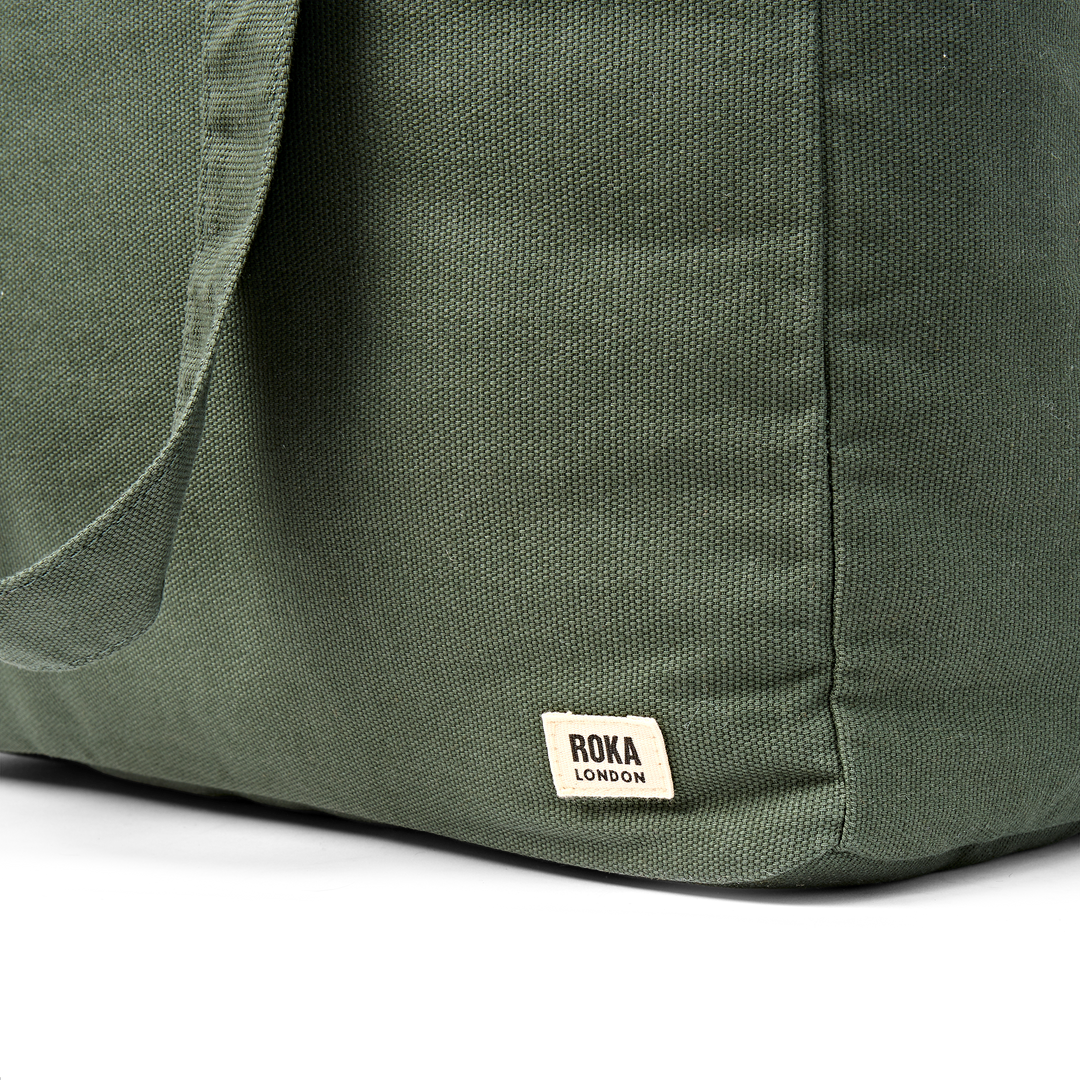 Sloane Shoulder Bag in Willow