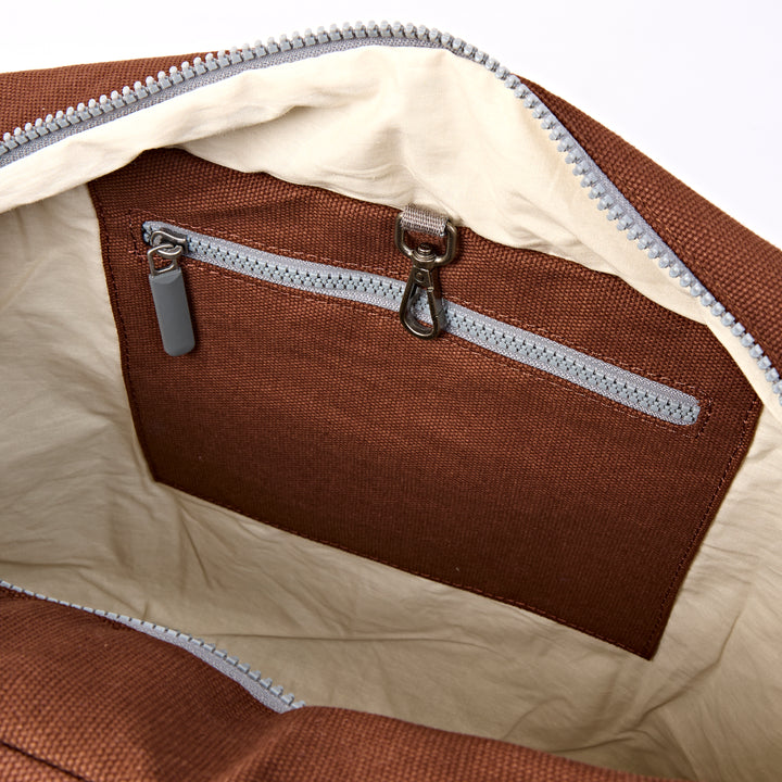 Somerset Shoulder Bag in Lindt