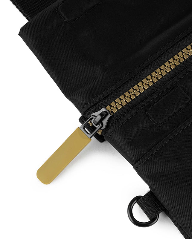 Gold Label Stratford Crossbody Bag in Black