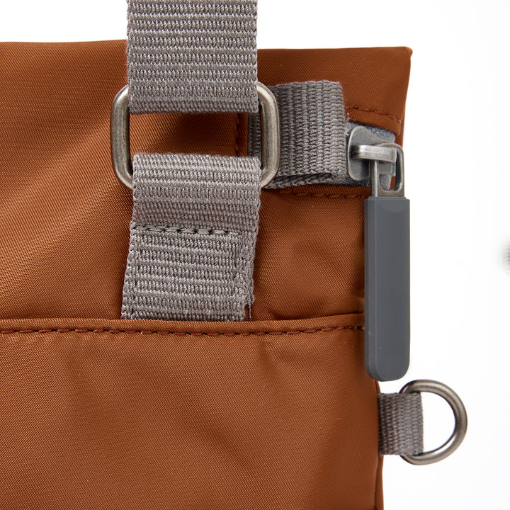 Stratford Large Bran Recycled Nylon
