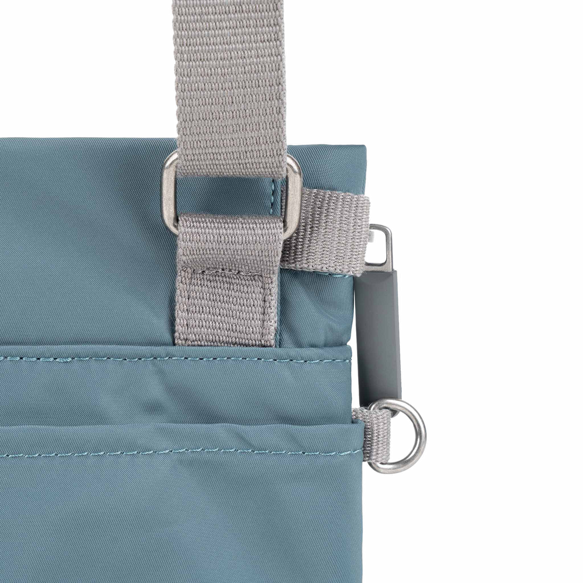Stratford Crossbody Bag in Airforce