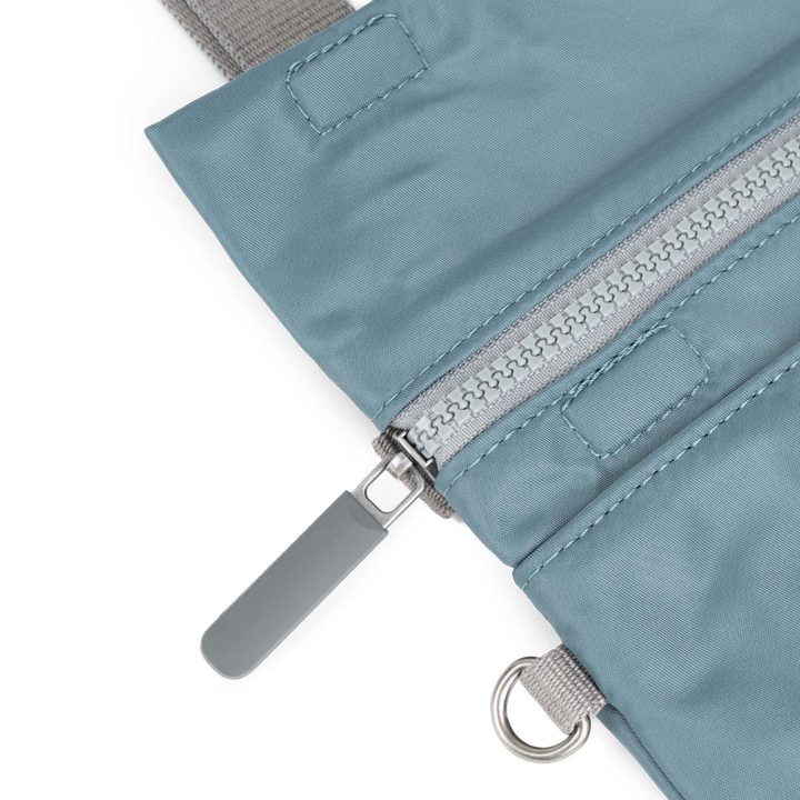 Stratford Crossbody Bag in Airforce