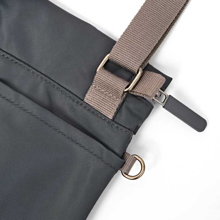 Stratford Crossbody Bag in Beluga