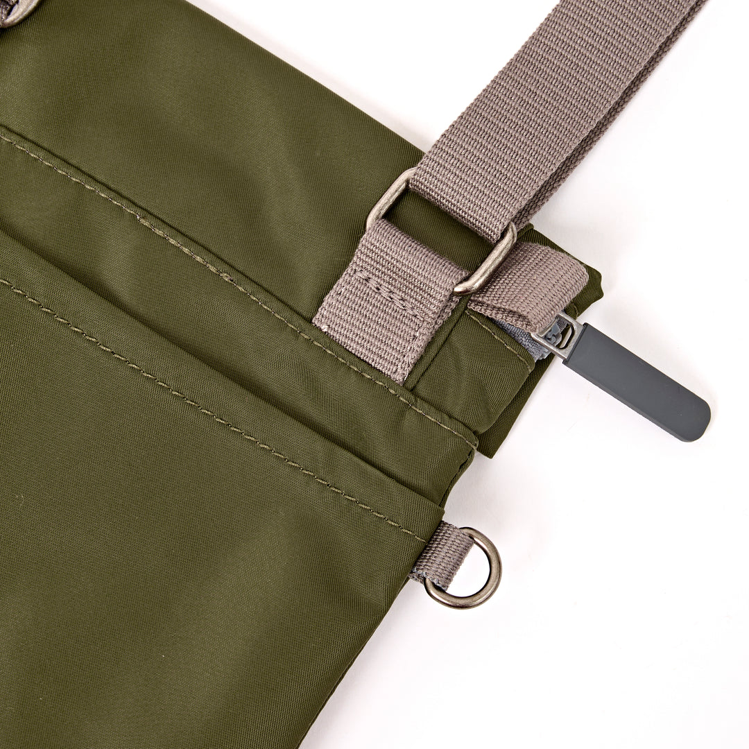 Stratford Crossbody Bag in Chive