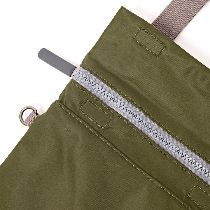 Stratford Crossbody Bag in Chive