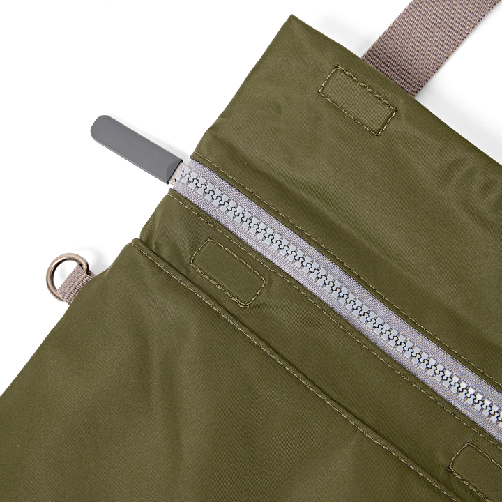 Stratford Crossbody Bag in Chive