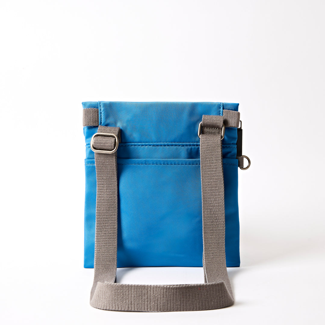 Stratford Crossbody Bag in Malibu Blue