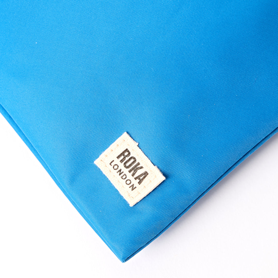 Stratford Crossbody Bag in Malibu Blue