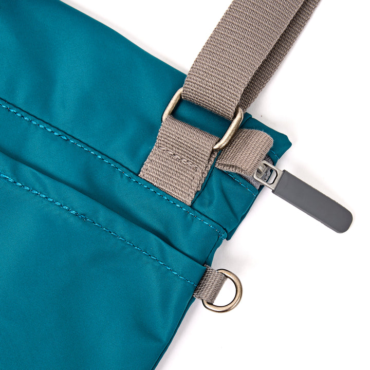 Stratford Crossbody Bag in North Sea