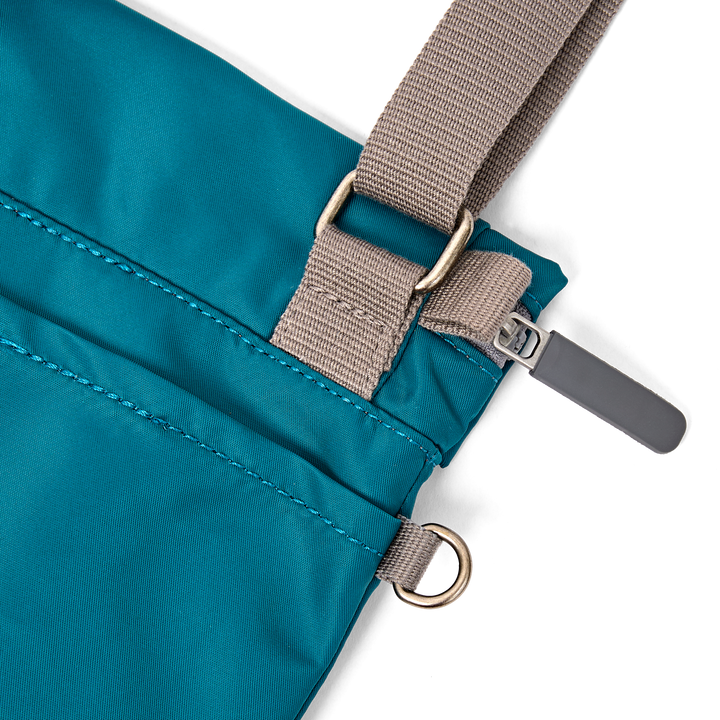 Stratford Crossbody Bag in North Sea