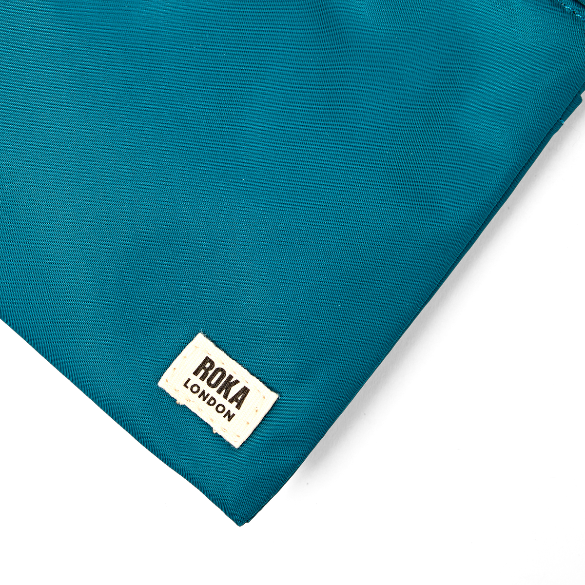 Stratford Crossbody Bag in North Sea