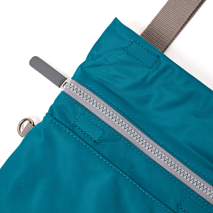 Stratford Crossbody Bag in North Sea