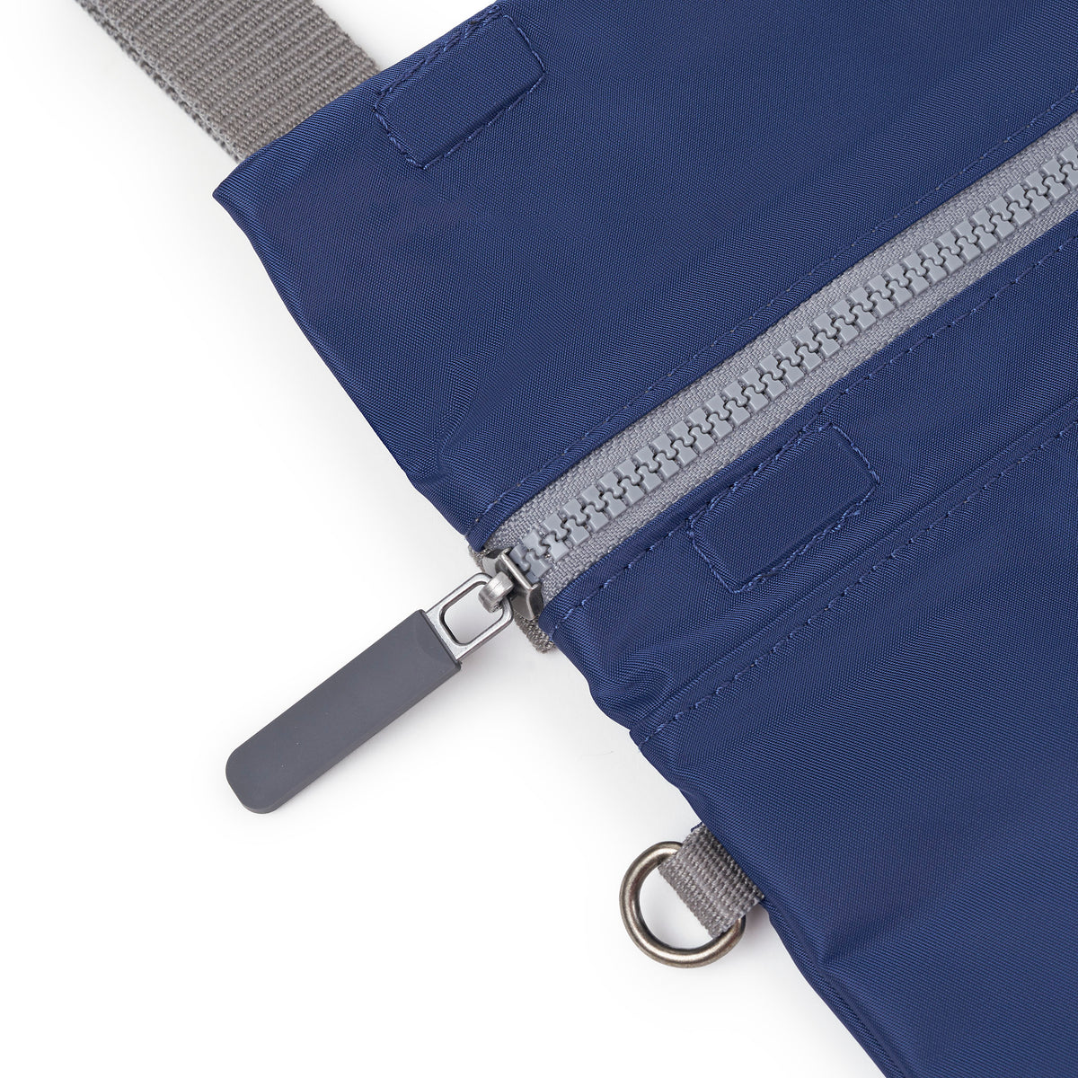 Stratford Crossbody Bag in Crisp Blue
