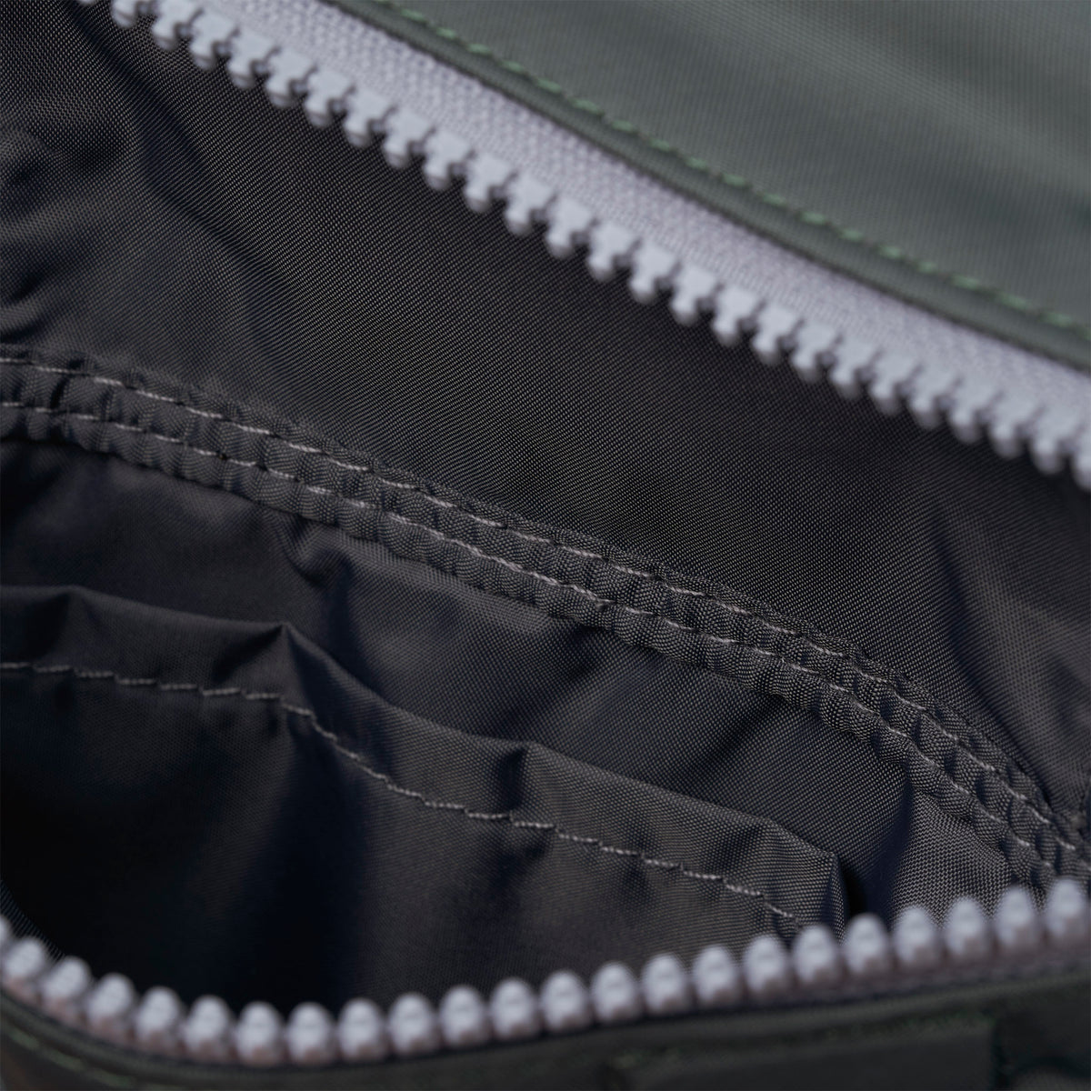 Stratford Crossbody Bag in Thyme