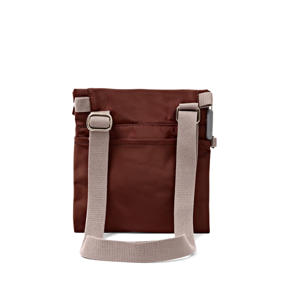 Stratford Crossbody Bag in Rocky Road