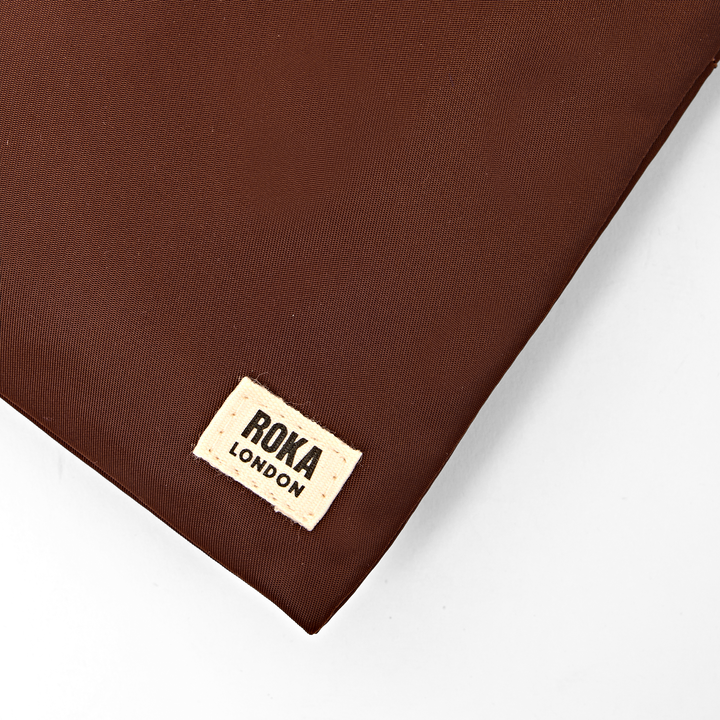 Stratford Crossbody Bag in Rocky Road