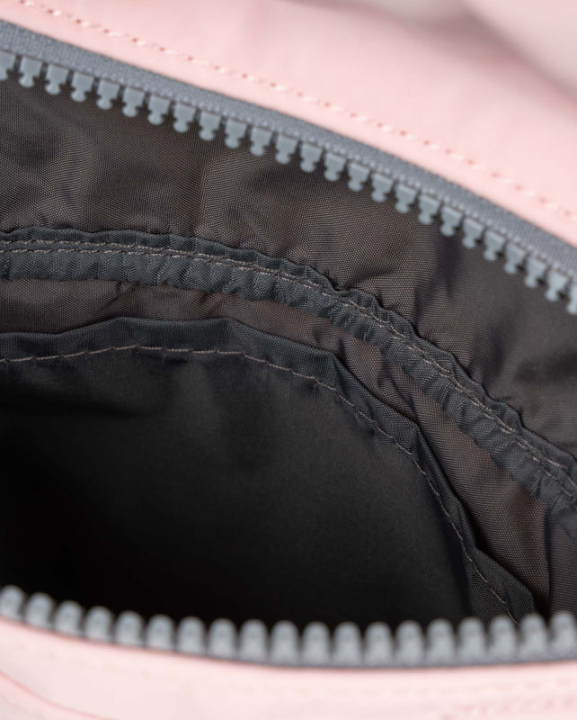 Stratford Crossbody Bag in English Rose