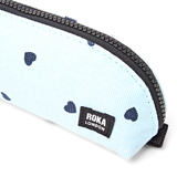 Tate Pouch in Heart Print
