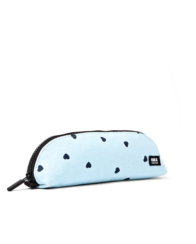Tate Pouch in Heart Print