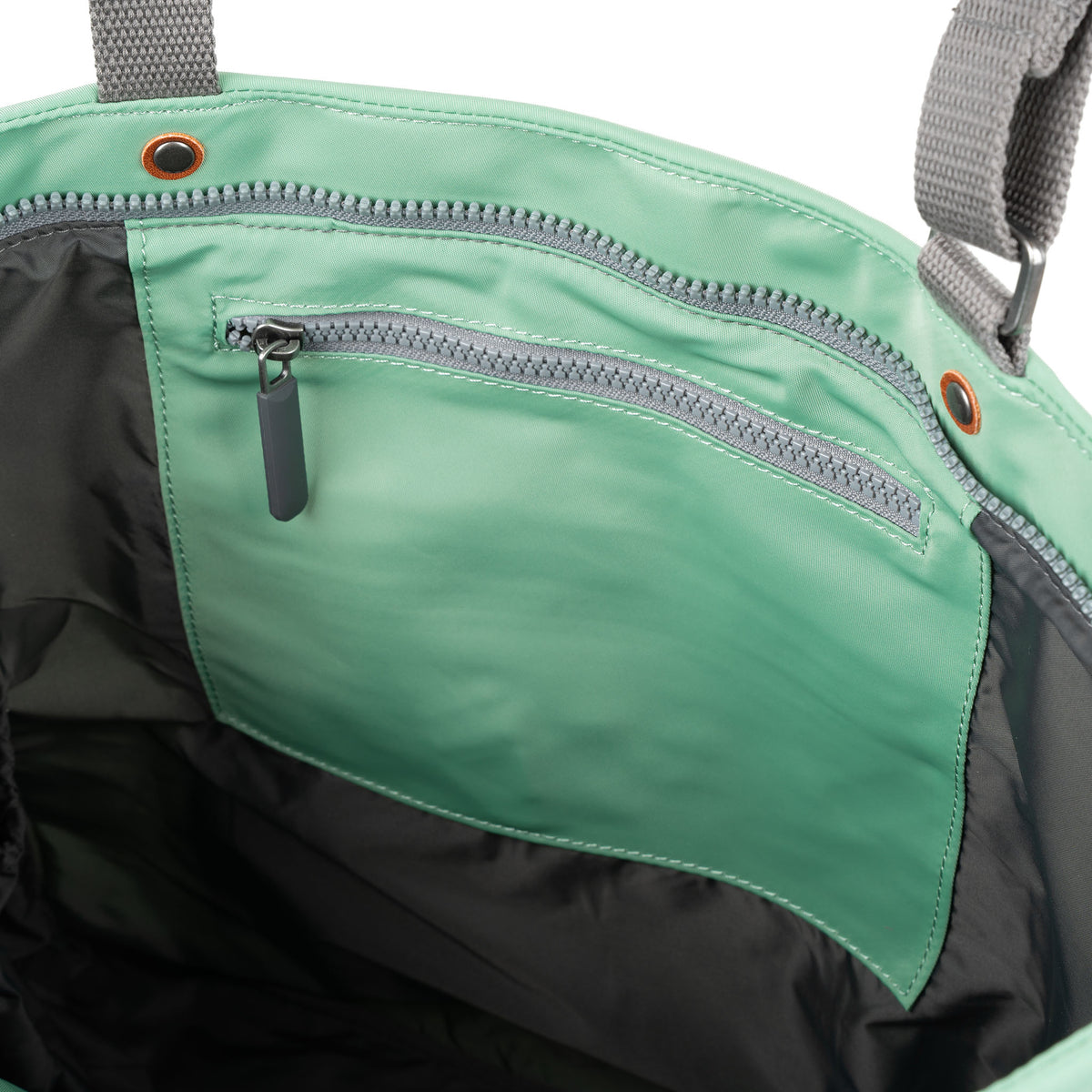 Trafalgar Tote Bag in Matcha