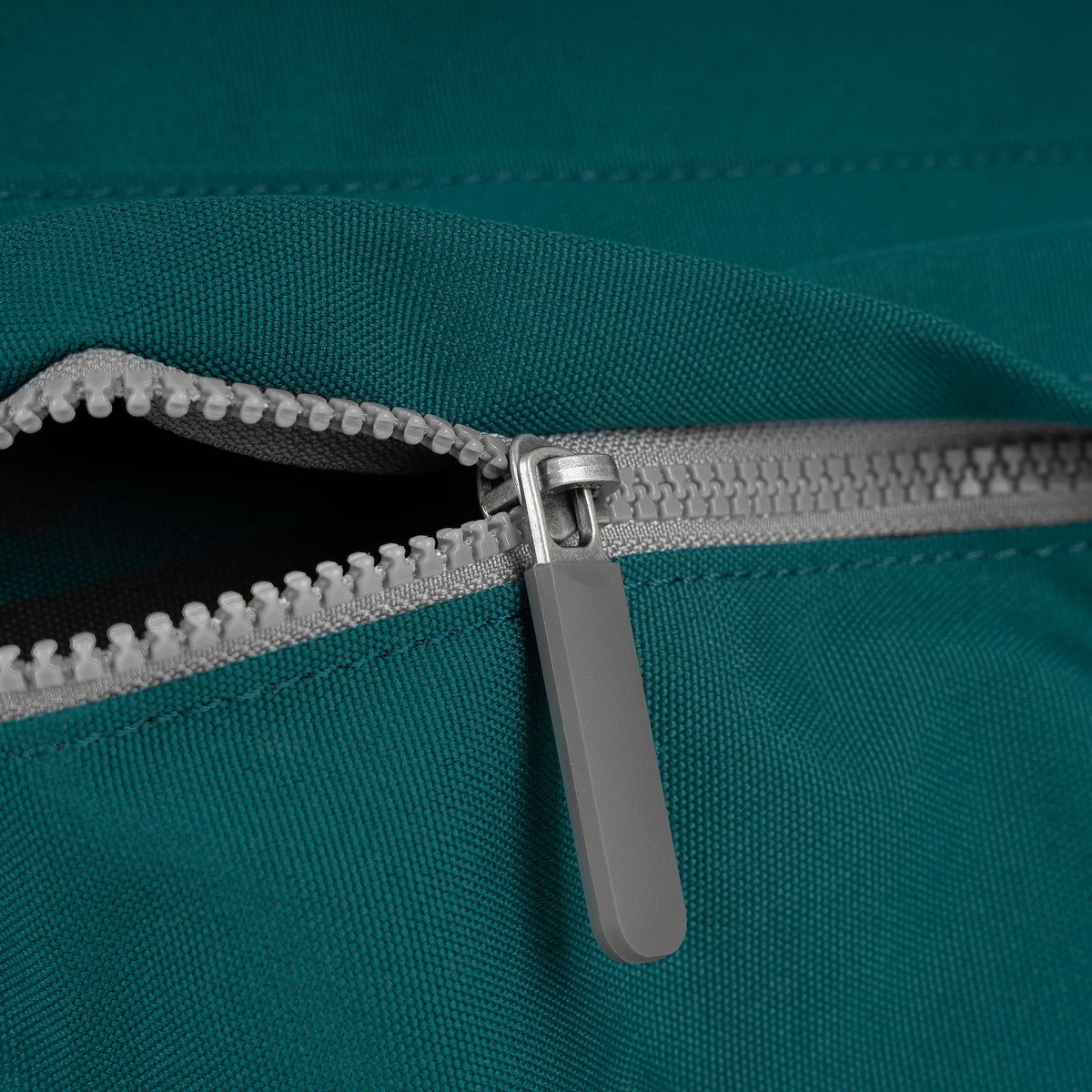 Trafalgar Tote Bag in Teal Recycled Canvas